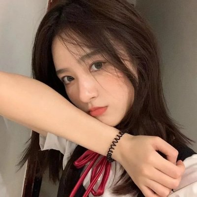 以遇刺为生的女人